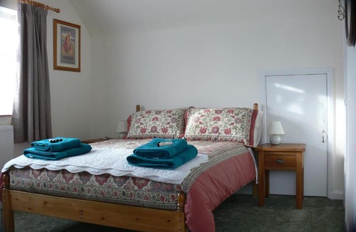 Holt Bed & Breakfast | 3 Corners B&B