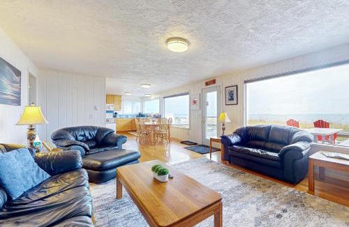 Sequim House | 3 Crabs Beach House