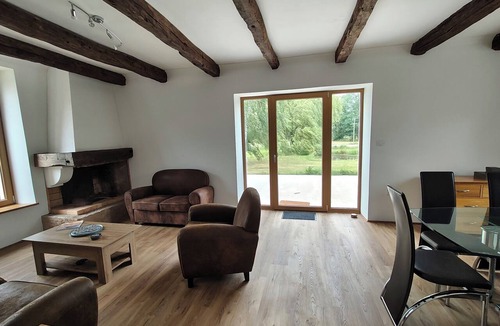 Fimenil House | 3 double bedroom gite, each with private bathroom in a beautiful location.