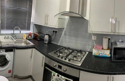 Belle Vue House | 3 Double Bedroom House