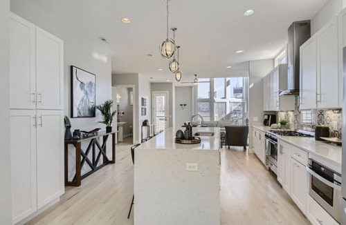 Downtown Nashville House | 3 - Downtown VIEWS - The Music City Collection
