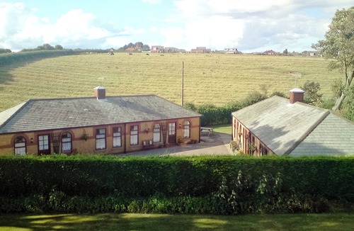 Cayton Cottage | 3 Eldin Hall Properties