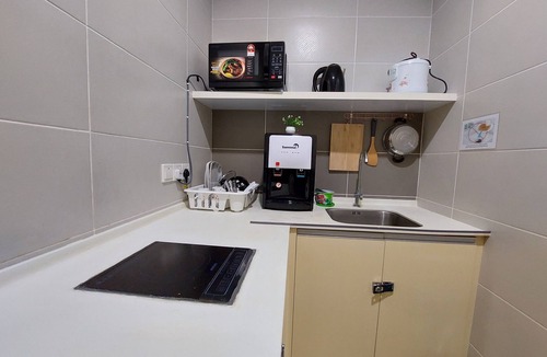 Seri Kembangan Apartment | 3 Elements, Muji, MRT2, Self Check-In, Free Wifi, Bdr Putra Permai