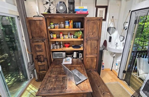 Brantingham Cabin | 3 Epic Stays on Private Island