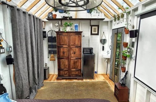 Brantingham Cabin | 3 Epic Stays on Private Island