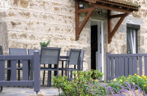 Apinac Cottage | 3 Épis Cottage for 4, Nature & Pets Welcome