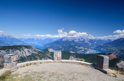 Theus Ski Chalet | 3 epis lodging in Theus. Renovated farmhouse, heart of Serre-Ponçon Country