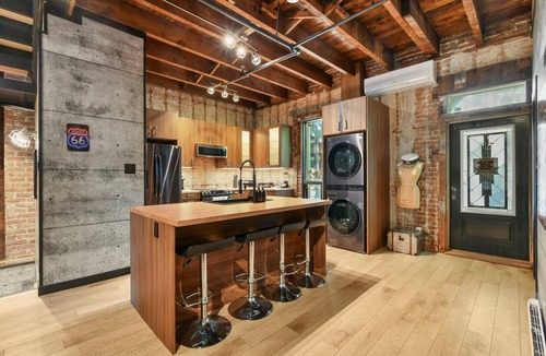Downtown Montreal House | 3 Floor Penthouse in the heart of Downtown - Rooftop terrace