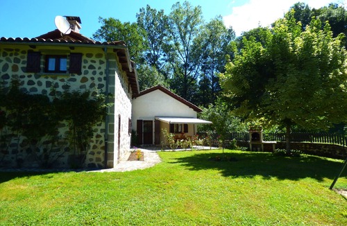 Saint-Etienne-de-Carlat Cottage | 3 * GITE IN PEACE NEAR AURILLAC