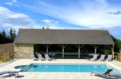 Thourie House | 3 gites 20 pers - Equestrian estate, horses, swimming pool - Receptions, weddings