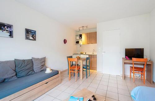 Saumur House | 3-Guest Apartment with Terrace in Saumur
