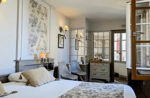 Honfleur Hotel | 3 guest rooms for 2 people perched in an unusual house