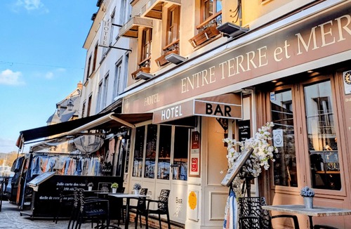 Honfleur Hotel | 3 guest rooms for 2 people perched in an unusual house