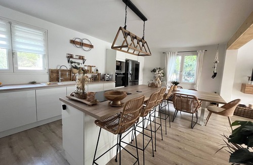Cuxac-dʼAude Villa | 3 guest rooms with beautiful pool in a haven of peace