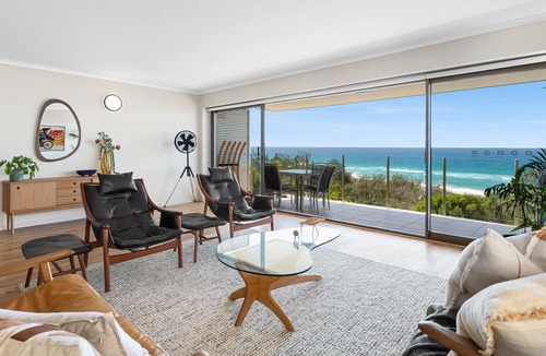 Sunrise Beach Apartment | 3 Kayannee, 5 Tingira Cres