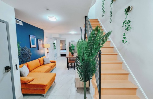Center City Apartment | 3 King Beds/3 En-Suite Bathrooms/Ping-Pong