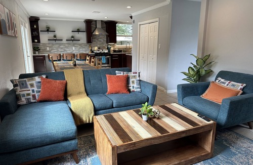 Braeburn House | 3 KING BEDS - 3 QUEEN - 4 TWINS - 5 BED ROOMS