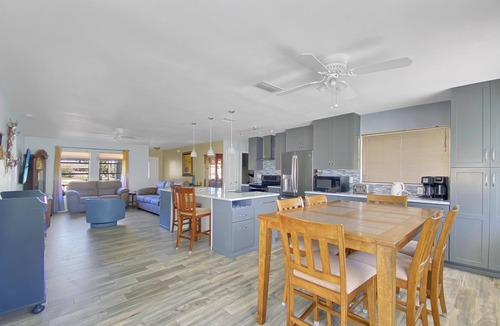 Englewood East Villa | 3 king beds, full refund*, heated pool, sleeps 6