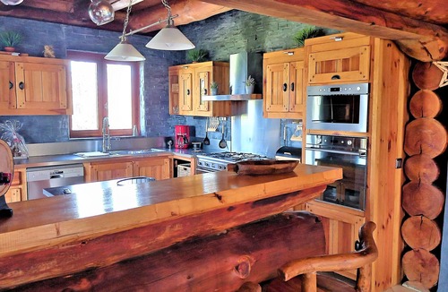 Saint-Hilaire-les-Courbes House | 3 lakes cottage ideally located in the heart of the Natural Park of Millevaches