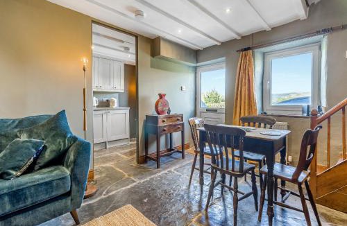 Ysbyty Ystwyth House | 3 Legged Duck Cottage