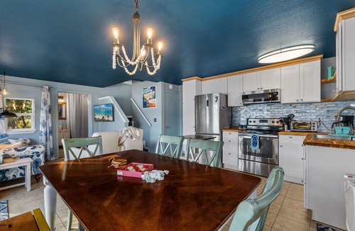 Olympia Cabin | 3 Level Lakefront Cabin - Decks, Dock, BBQ & Views