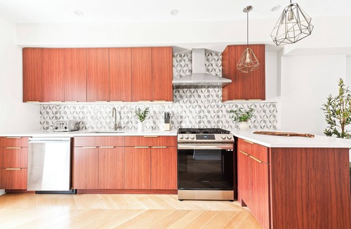 Jersey City House | 3 LEVEL LUX Townhome! Near MetLife NYC EWR PATH, 4Bed/3Bath!