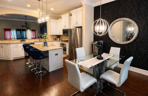 Legacy Town Center North House | 3 Level Stylish Townhome, Sleeps 6, Great Location