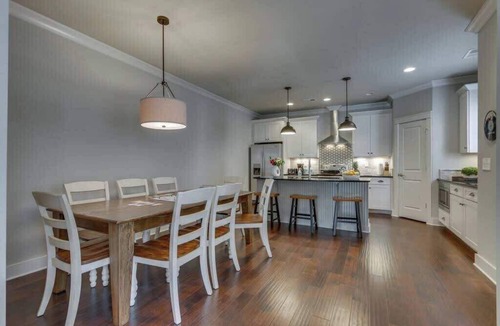 Edgehill House | 3 Luxury Belmont Homes Near Vandy w/11 King Beds | 6 Living Rooms & Workspaces | Sleep 34 in Walkable Location to 12 South, Edgehill & Hillsboro Village | Ideal for Groups, Families & Gatherings | 24/7 Hospitality