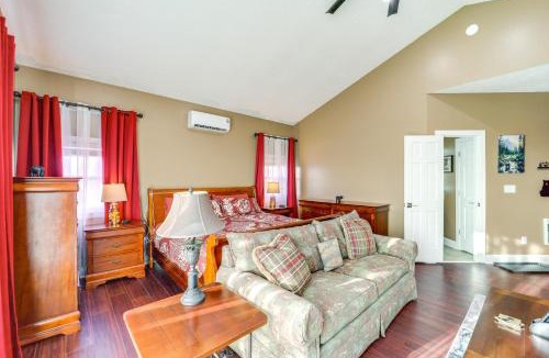 Beech Mountain Apartment | 3 Mi Beech Mtn Resort: Cozy Studio w/Deck & View!
