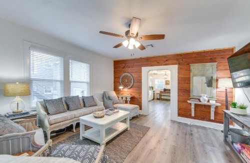 Austin Ave. House | 3 Mi to Baylor U: Home w/Shared Yard