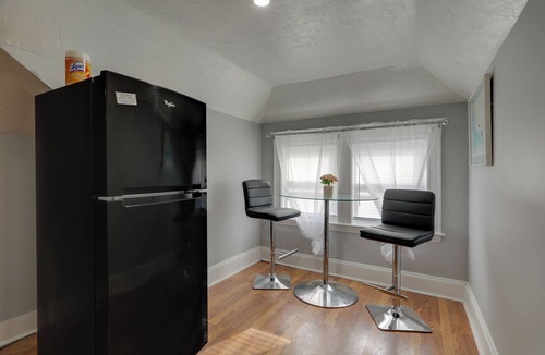 Milton Apartment | 3 Mi to Blue Hills: Cozy Dual-Unit Retreat
