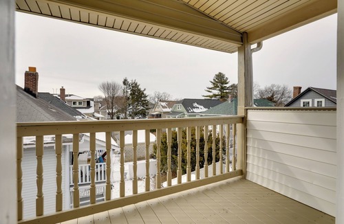 Milton Apartment | 3 Mi to Blue Hills Skiing & Hiking! Couple’s Apt