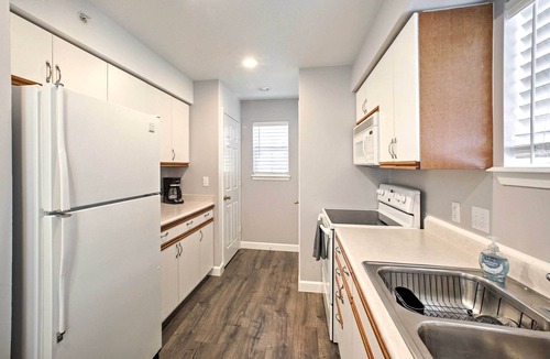 Branson Condo | 3 Mi to Branson Landing! Condo w/Game Room Access