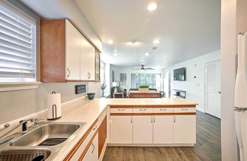 Branson Condo | 3 Mi to Branson Landing! Condo w/Game Room Access