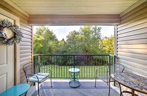 Branson Condo | 3 Mi to Branson Landing! Condo w/Game Room Access