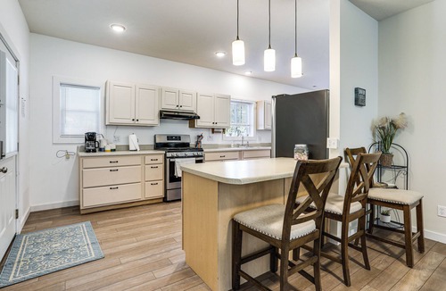 Isabella House | 3 Mi to Bull Shoals Lake: Peaceful Escape w/Patio