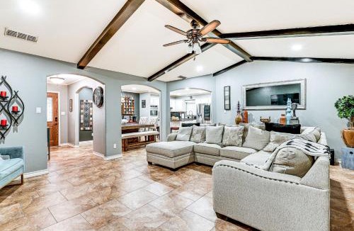 McAllen House | 3 Mi to Downtown McAllen: Quiet Home w/Pool