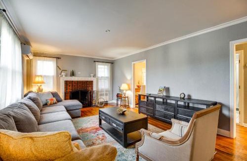 White Plains House | 3 Mi to Downtown Spacious White Plains Home