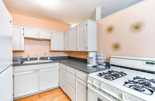 Amarillo Cottage | 3 Mi to Dtwn: Amarillo Family Home