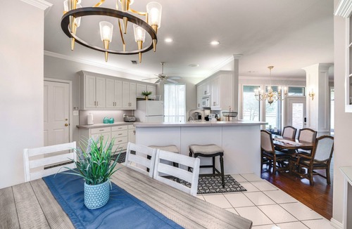 Era Cottage | ~ 3 Mi to Dtwn: Aubrey Vacation Rental w/Patio!