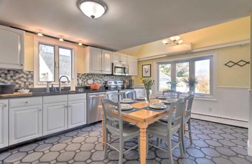 Bristol House | 3 Mi to Dtwn & Beach! Bristol Home w/Patio