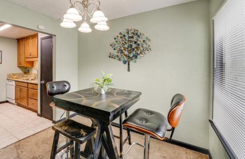 Knox - Henderson House | 3 Mi to Dtwn Dallas: Walkable Couples Retreat