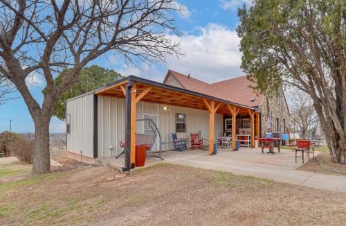 Wichita Falls House | 3 Mi to Dtwn: Wichita Falls Gem w/Private Sauna!