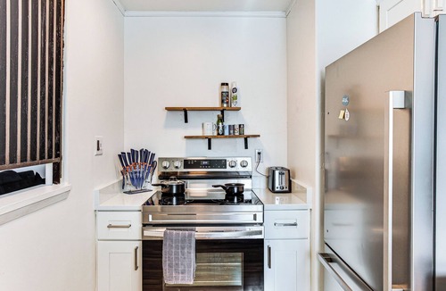 Auburn House | 3 Mi to Emerald Downs: Pet-Friendly Home