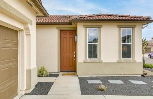 Roseville Apartment | 3 Mi to Golf & Shopping: Cozy Roseville Studio