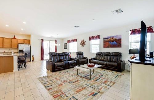 Canyon Trails West House | 3 Mi to Goodyear Ballpark: Desert Den w/Pool