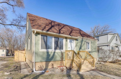 Gary House | 3 Mi to Hard Rock Casino: Charming Home in Gary!