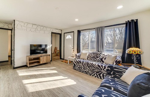 Gary House | 3 Mi to Hard Rock Casino: Charming Home in Gary!