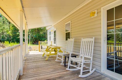 Hampstead House | 3 Mi to ICW: Coastal Carolina Home w/Pool Access