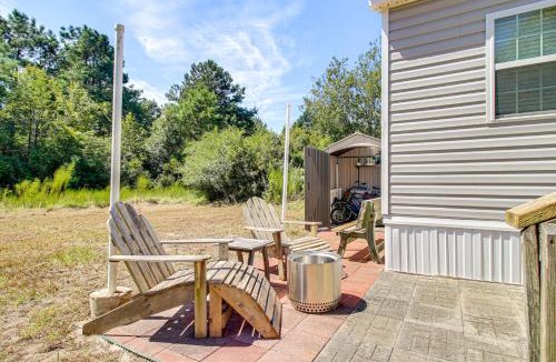 Hampstead House | 3 Mi to ICW: Coastal Carolina Home w/Pool Access